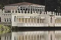 Balneario De Cortegada